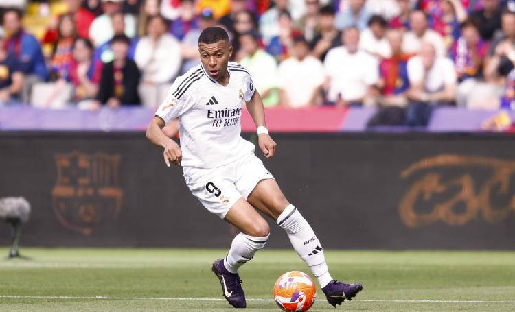 姆巴佩西甲首个赛季斩获40球，仅次大罗47球，距欧洲金靴只差一分